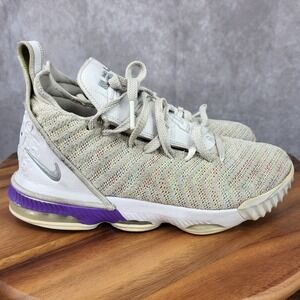 Nike Lebron 16 Buzz Lightyear Basketball Shoes Boys 6.5 White Sneakers AQ2465102